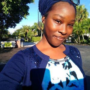 Meet your Posher, Valerie